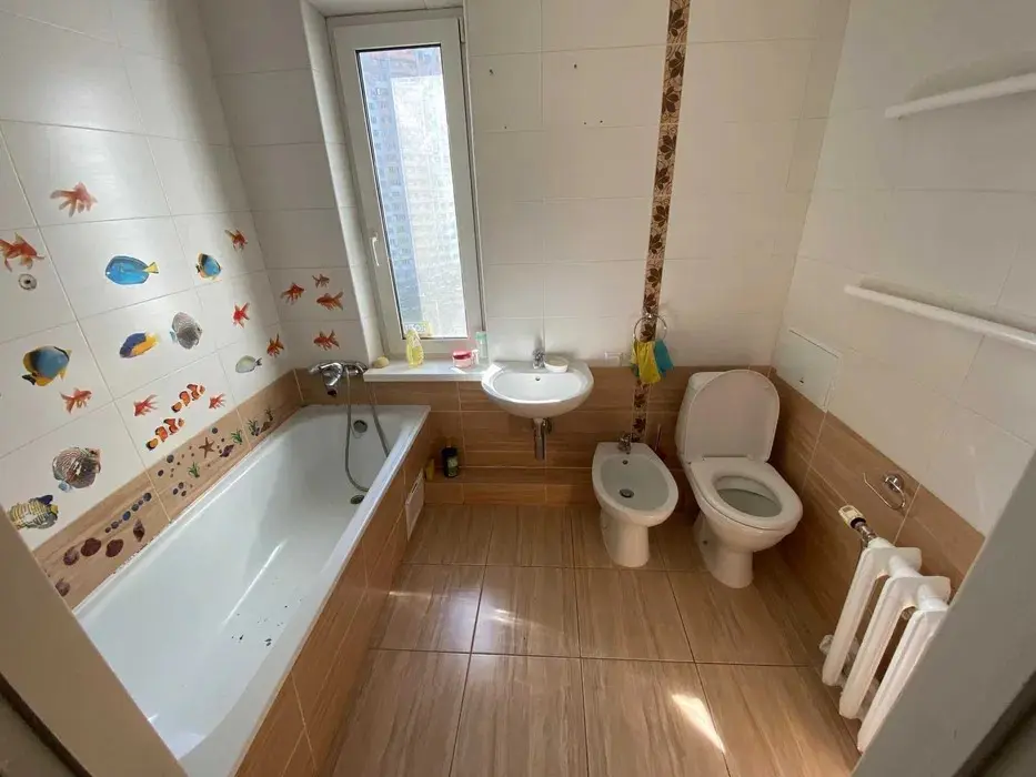 Фото Продаю 2-комнатную квартиру, 73 кв. м, Драгоманова ул. 1б Киев, цена: 85000 $, код 2371