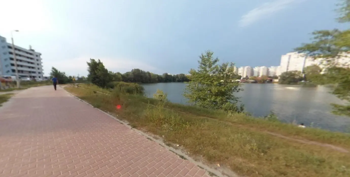 Фото Продаю 2-комнатную квартиру, 73 кв. м, Драгоманова ул. 1б Киев, цена: 85000 $, код 2371