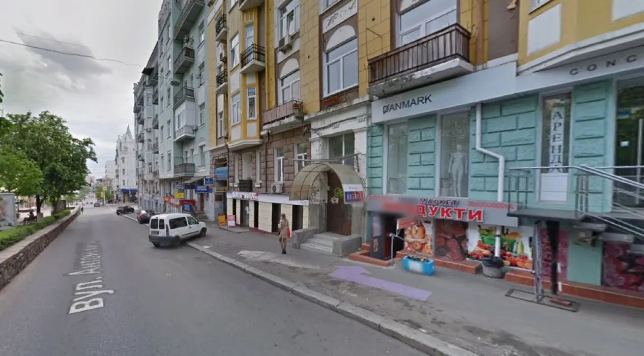 Фото Продаю 2 кімнатну квартиру, 70 кв. м, Антоновича вул. (Горького) 24 Київ, ціна: 155000 $, код 2372