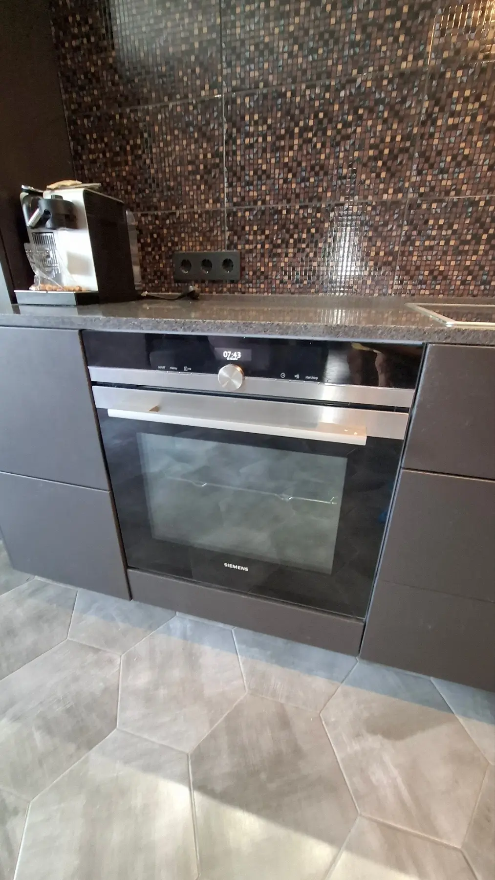 Фото Selling a 1-room apartment, 51 sq.m., Molochna Street (Kirova Street) 30 Kharkiv, price: 68000 $, code 2394