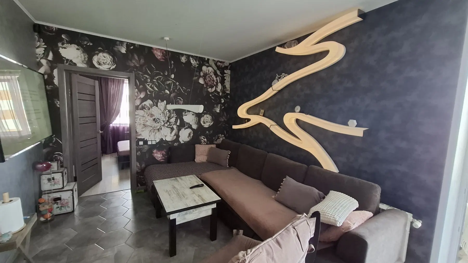 Фото Selling a 1-room apartment, 51 sq.m., Molochna Street (Kirova Street) 30 Kharkiv, price: 68000 $, code 2394
