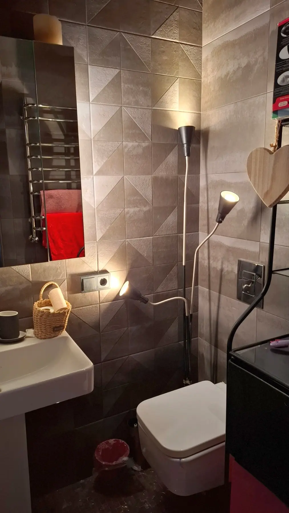 Фото Selling a 1-room apartment, 51 sq.m., Molochna Street (Kirova Street) 30 Kharkiv, price: 68000 $, code 2394