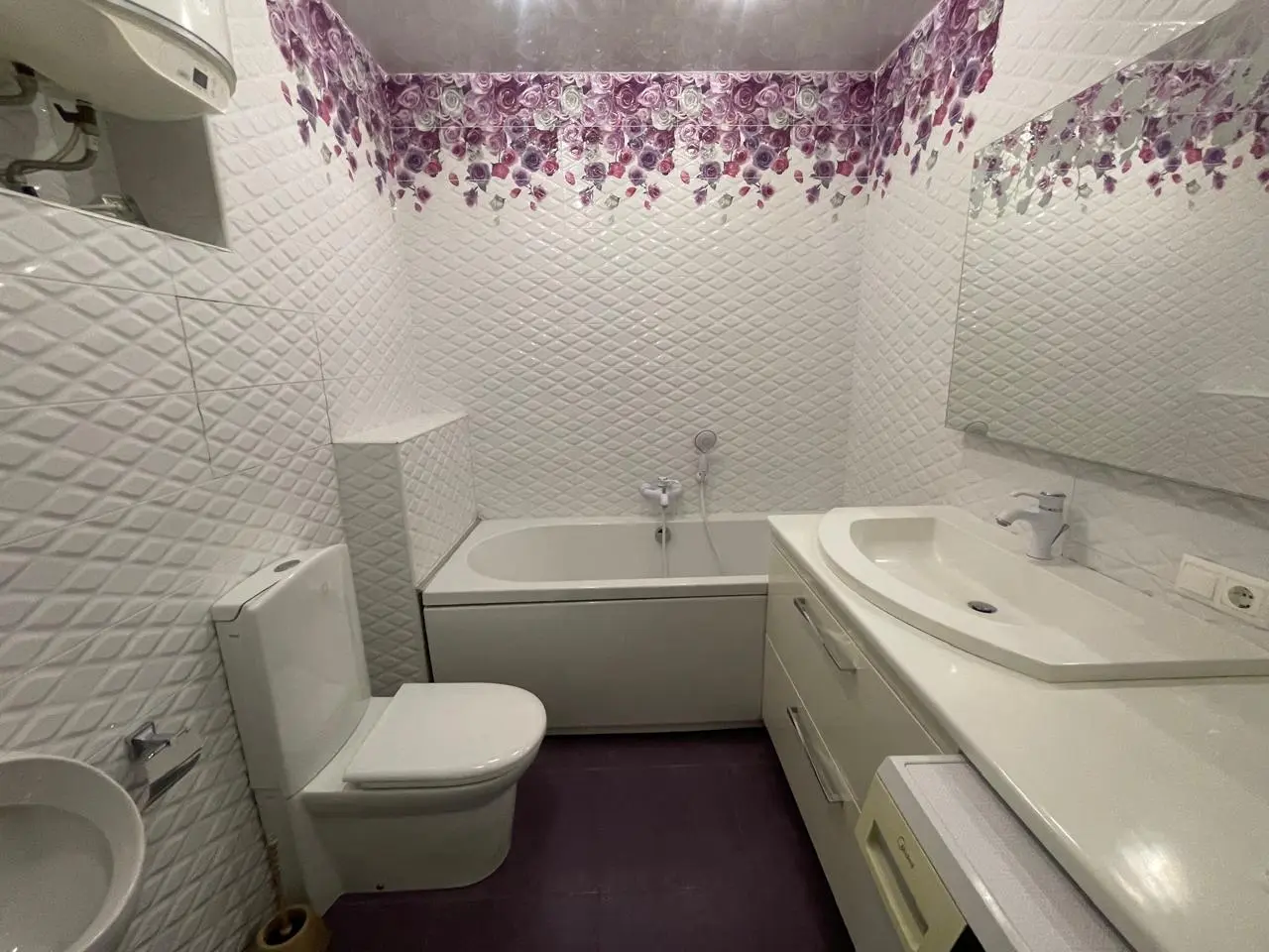 Фото Rent a 3-room apartment, Zolotoustivska Street 55 Kyiv for long-term rent, price: 40000 UAH, code 2399