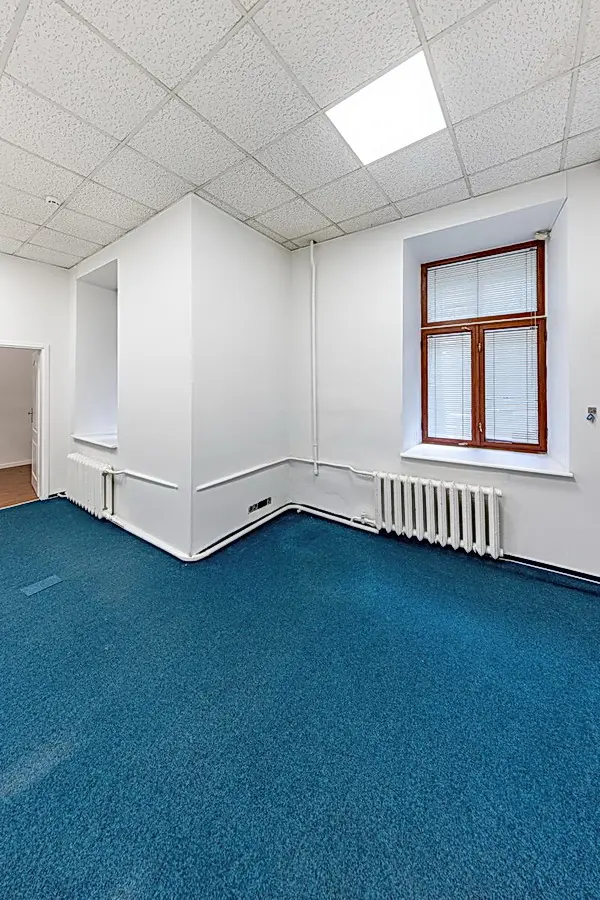 Фото Rent an office, Olesia Honchara Street 44 Kyiv for long-term rent, price: 67200 UAH, code 2402