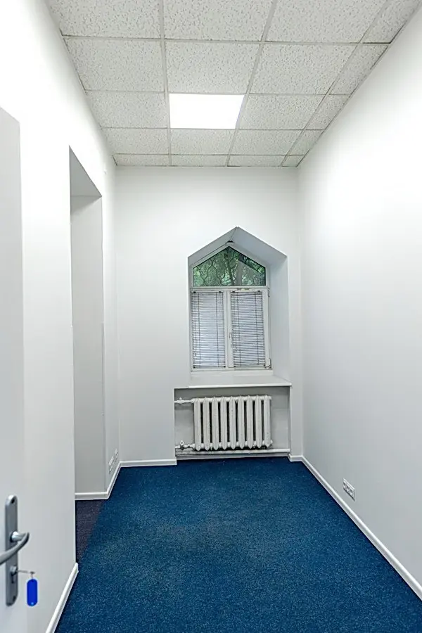Фото Rent an office, Olesia Honchara Street 44 Kyiv for long-term rent, price: 67200 UAH, code 2402