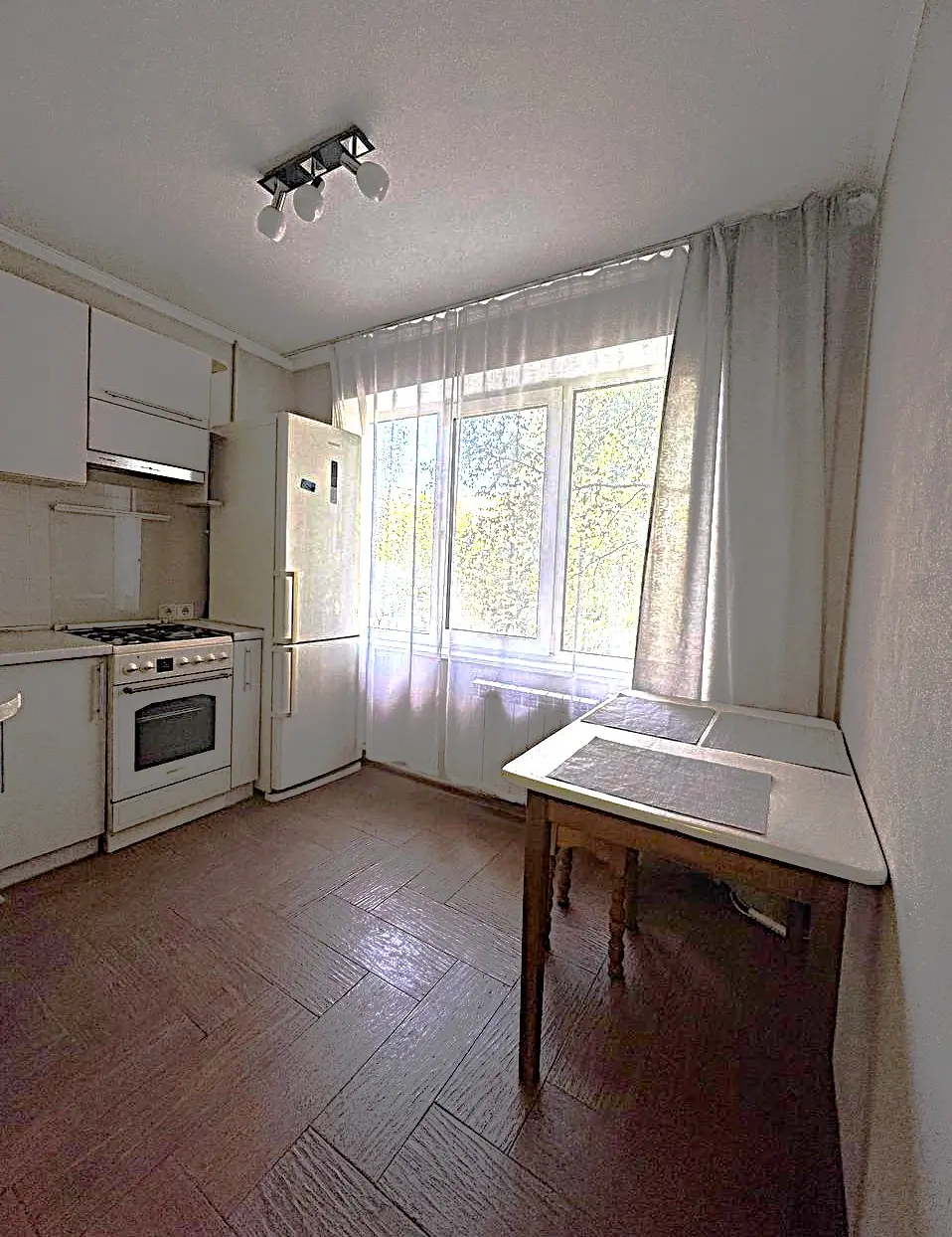Фото Rent a 1-room apartment, Zhmerynska Street 22 Kyiv for long-term rent, price: 15500 UAH, code 2413