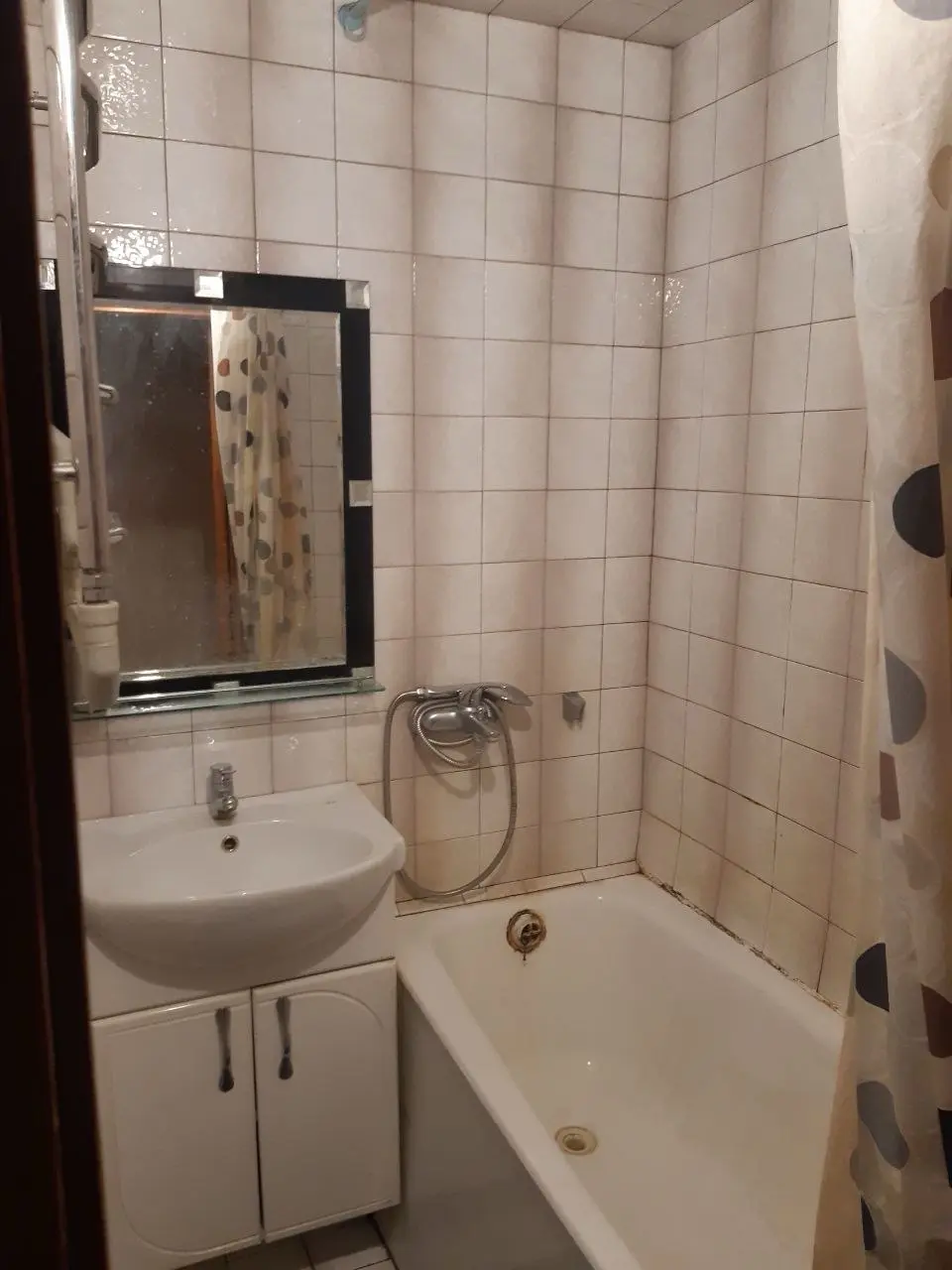 Фото Rent a 3-room apartment, Heroiv Sevastopolia Street 33 Kyiv for long-term rent, price: 16000 UAH, code 2414