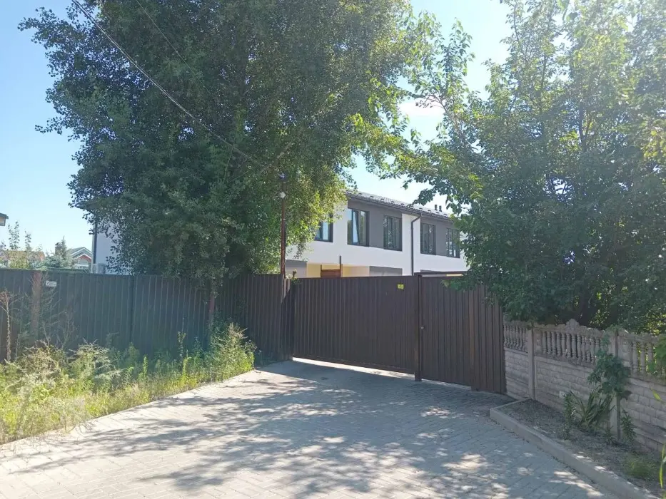 Фото Продаю будинок, 115 кв. м, Центральна вул.  Київ, ціна: 70000 $, код 2415
