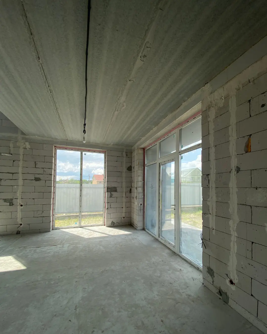 Фото Продаю дом, 160 кв. м, Лютіж, цена: 165000 $, код 2420