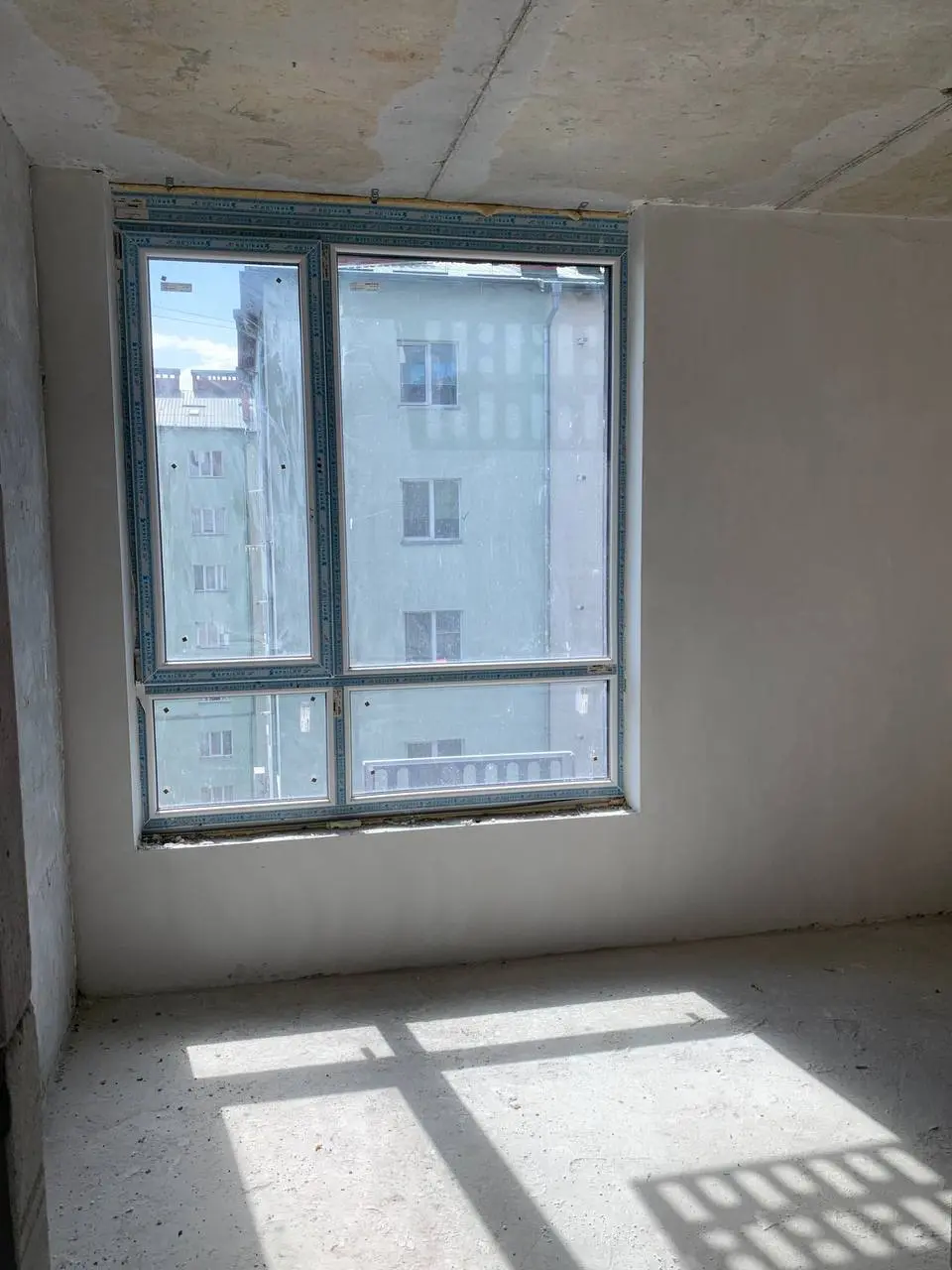 Фото Продаю 3-комнатную квартиру, 70 кв. м, Вовчинецька ул. 223 Ивано-Франковск, цена: 62000 $, код 2428