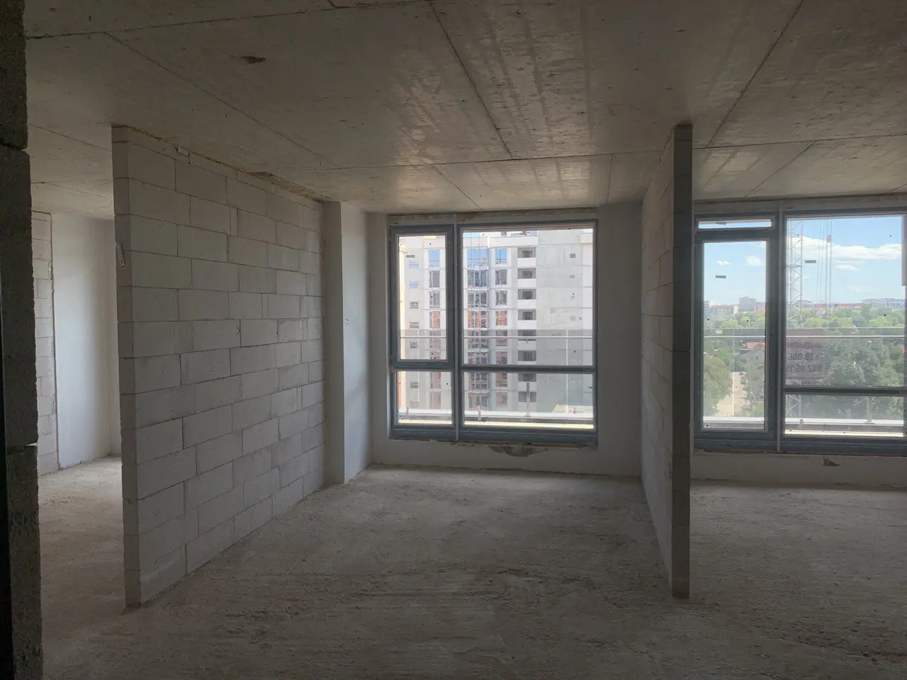 Фото Продаю 2 кімнатну квартиру, 52 кв. м, Ленкавського вул. 4 Івано-Франківськ, ціна: 50000 $, код 2435