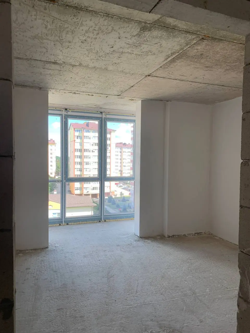 Фото Продаю 2-комнатную квартиру, 69 кв. м, Хіміків ул. 31 Ивано-Франковск, цена: 2270100 UAH, код 2437