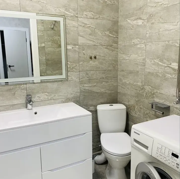 Фото Selling a 1-room apartment, 40 sq.m., Mykhaila Hrushevskoho Street  Odesa, price: 49999 $, code 2440