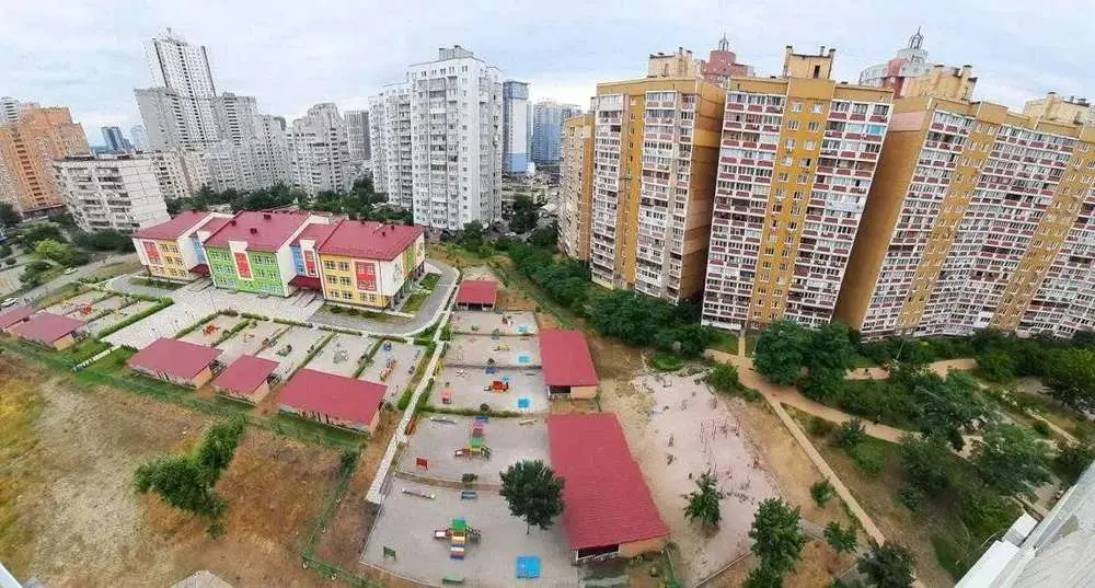 Фото Selling a 1-room apartment, 41 sq.m., Anny Akhmatovoi Street 39б Kyiv, price: 55000 $, code 2453