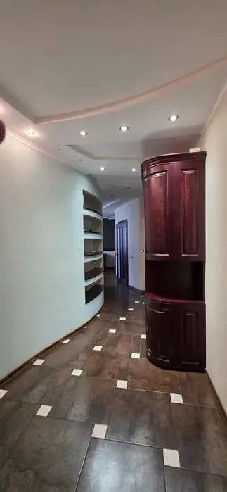 Фото Продаю 2-комнатную квартиру, 76 кв. м, Здолбуновская ул. 9б Киев, цена: 102000 $, код 2454