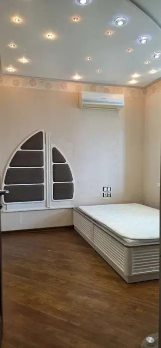 Фото Продаю 2-комнатную квартиру, 76 кв. м, Здолбуновская ул. 9б Киев, цена: 102000 $, код 2454
