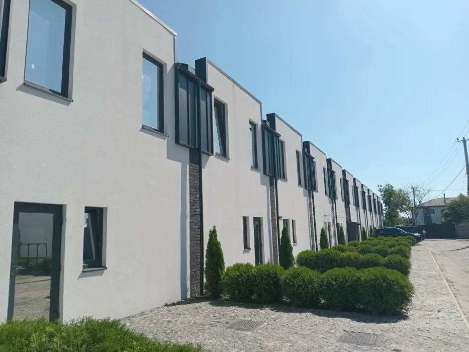 Фото Продаю будинок, 110 кв. м, Центральна вул.  Київ, ціна: 75000 $, код 2455