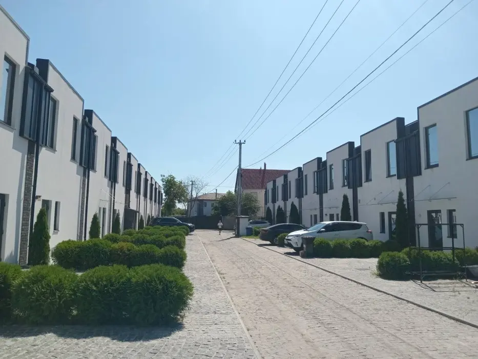 Фото Продаю будинок, 110 кв. м, Центральна вул.  Київ, ціна: 75000 $, код 2455