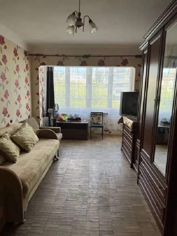 Фото Зняти 2 кімнатну квартиру, Ярослава Гашека бульв. 7 Київ в довгострокову оренду, ціна: 11 UAH, код 2456