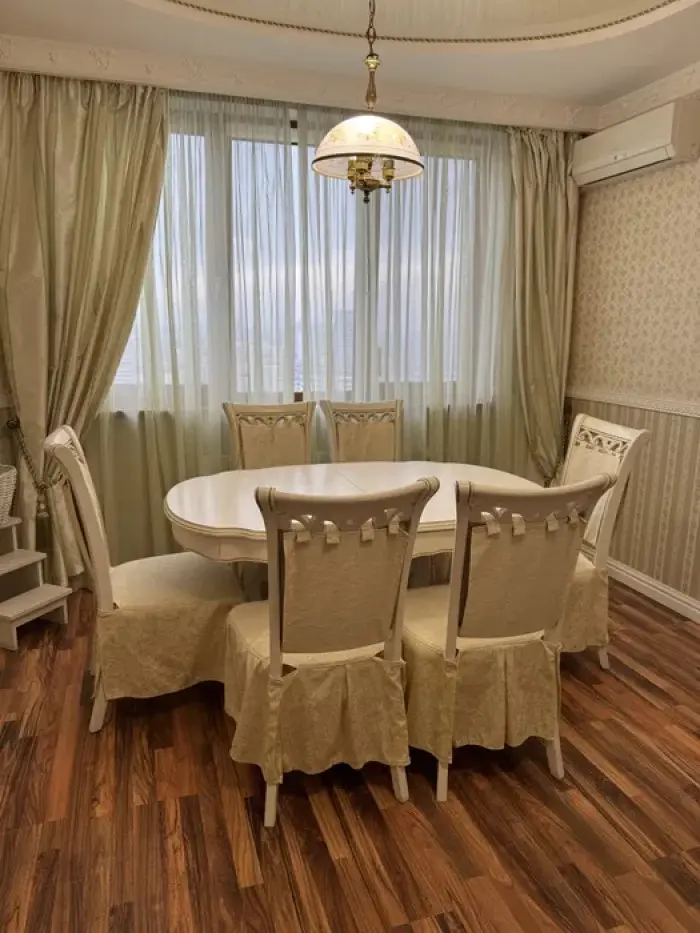 Фото Selling a 4-room apartment, 131 sq.m., Borysa Hmyri Street 8б Kyiv, price: 195000 $, code 2462