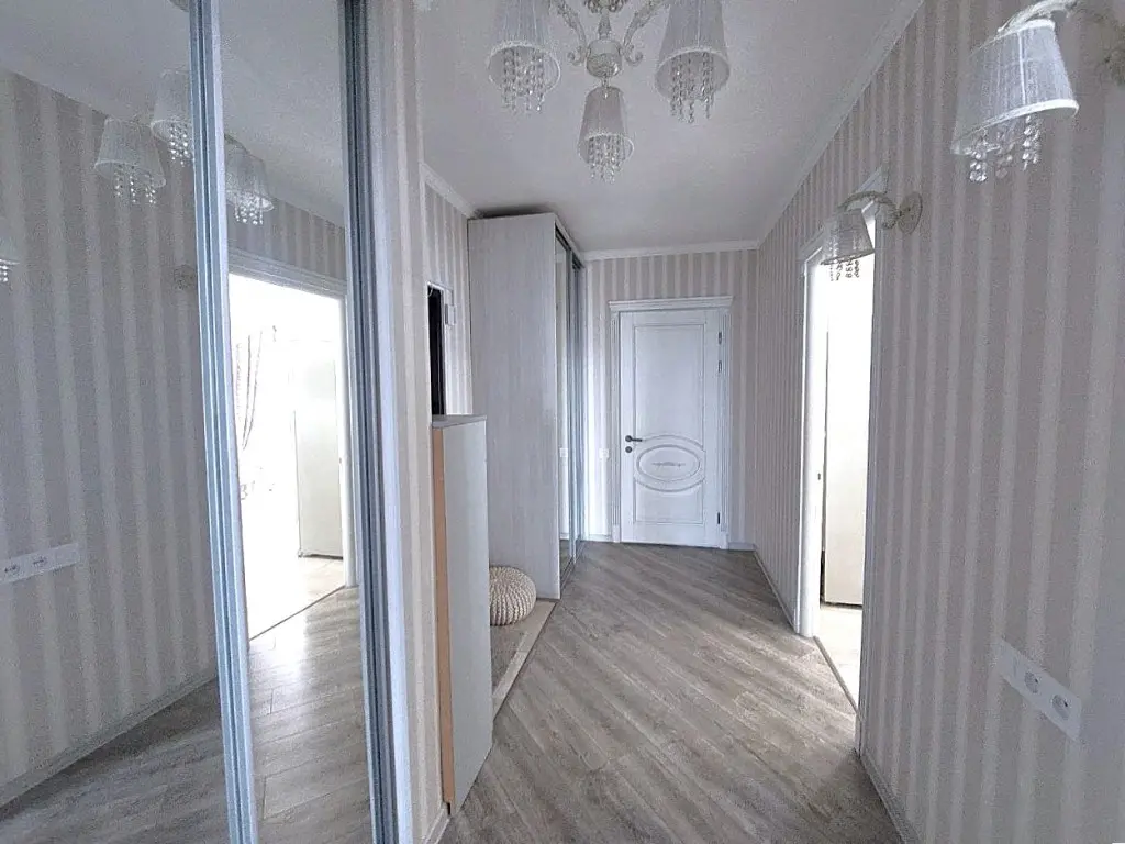 Фото Продаю 4 кімнатну квартиру, 87 кв. м, Семена Палія вул. (Дніпропетровська дорога) 64 Одеса, ціна: 79000 $, код 2466