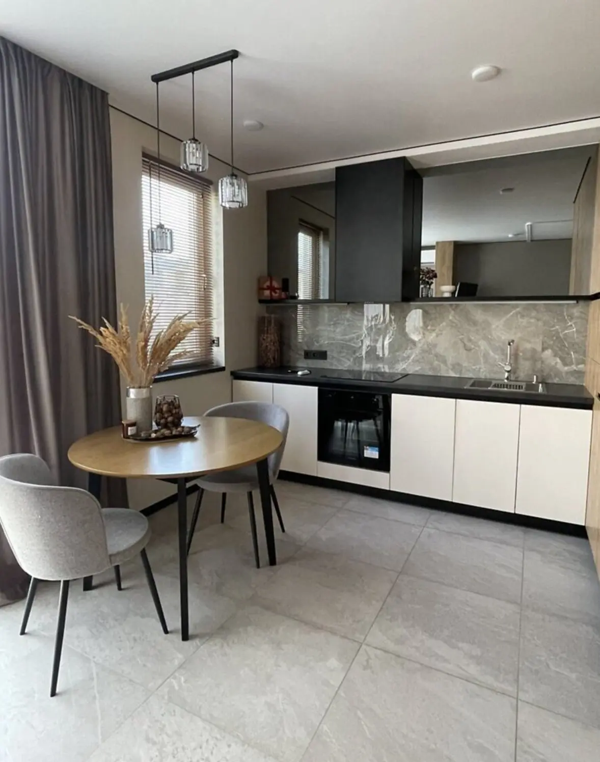 Фото Продаю 1-комнатную квартиру, 27 кв. м, Практичная ул. 1 Киев, цена: 67500 $, код 2467