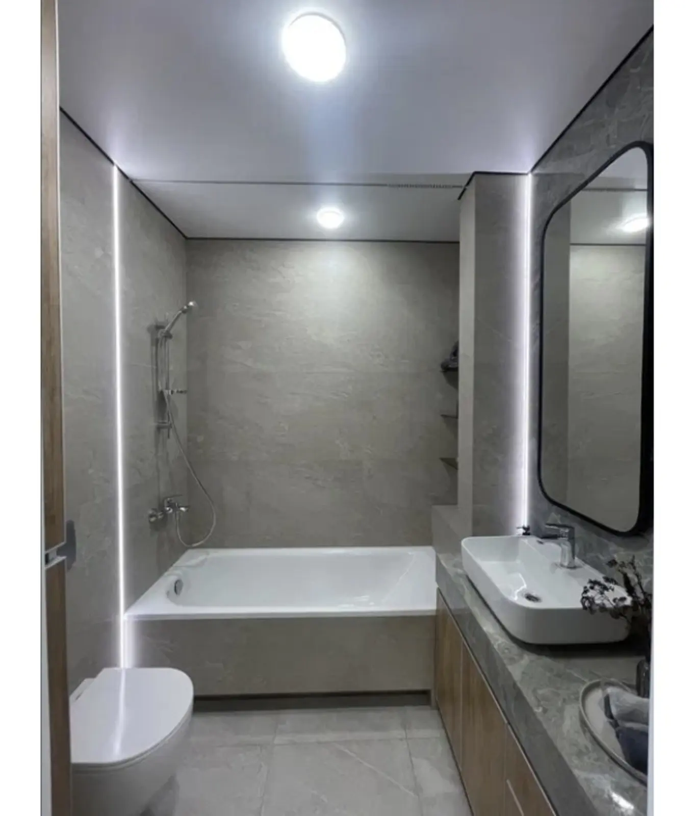 Фото Продаю 1-комнатную квартиру, 27 кв. м, Практичная ул. 1 Киев, цена: 67500 $, код 2467
