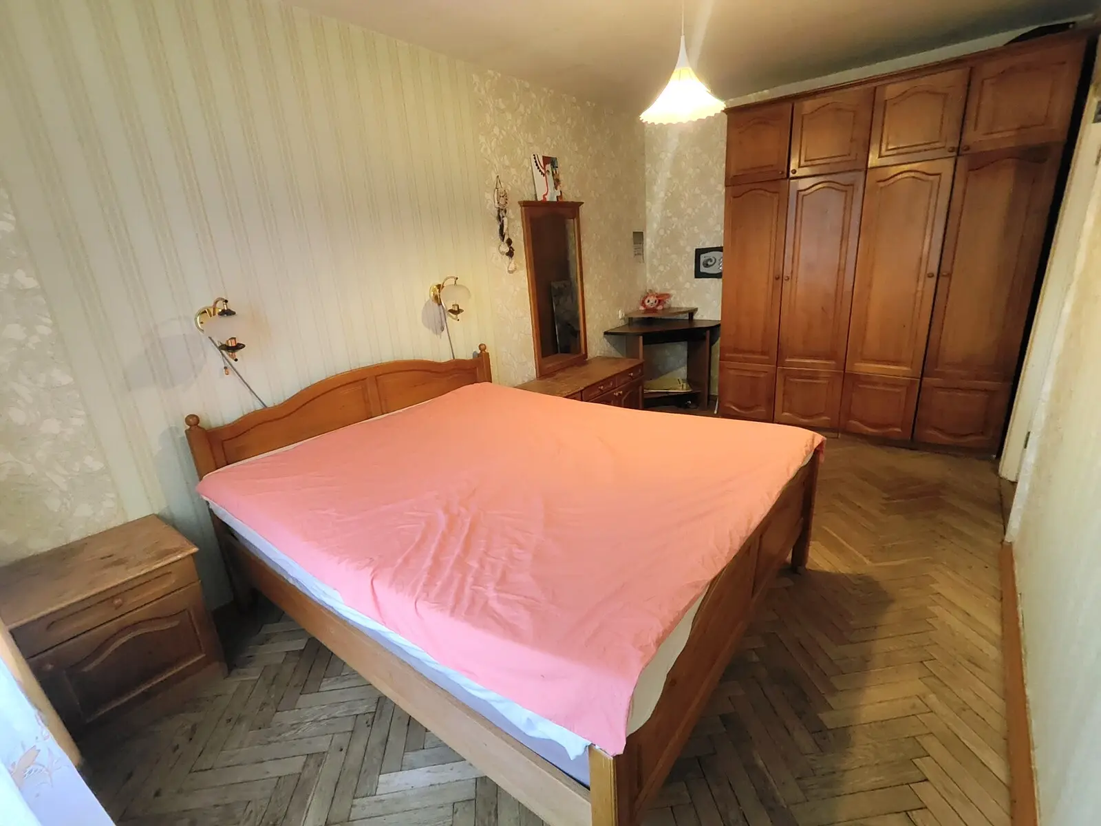Фото Selling a 2-room apartment, 49 sq.m., Lesi Ukrainky Boulevard 12 Kyiv, price: 75000 $, code 2474