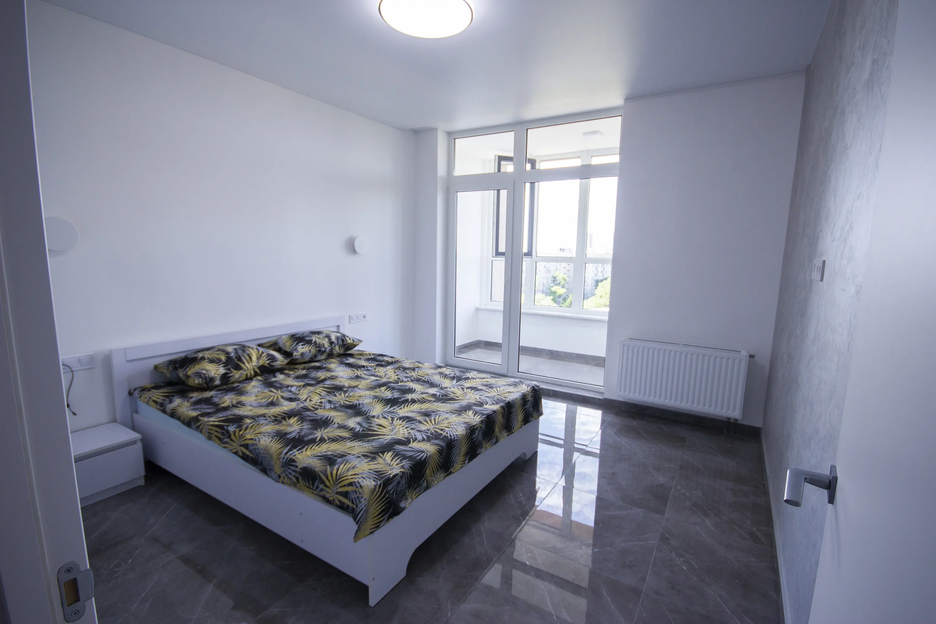 Фото Rent a 1-room apartment, Ivana Franka Street 42 Odesa for long-term rent, price: 16700 UAH, code 2475
