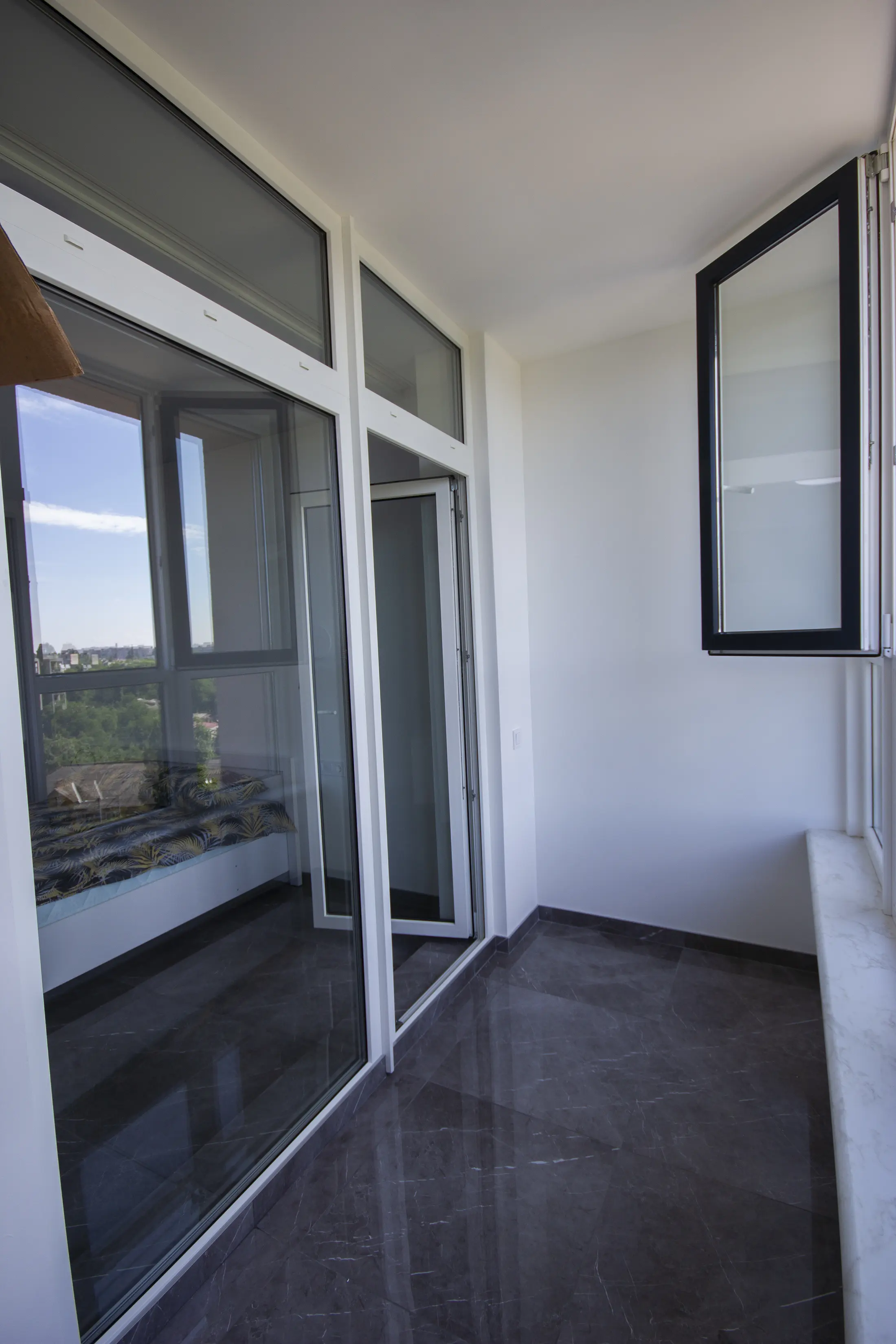 Фото Rent a 1-room apartment, Ivana Franka Street 42 Odesa for long-term rent, price: 16700 UAH, code 2475