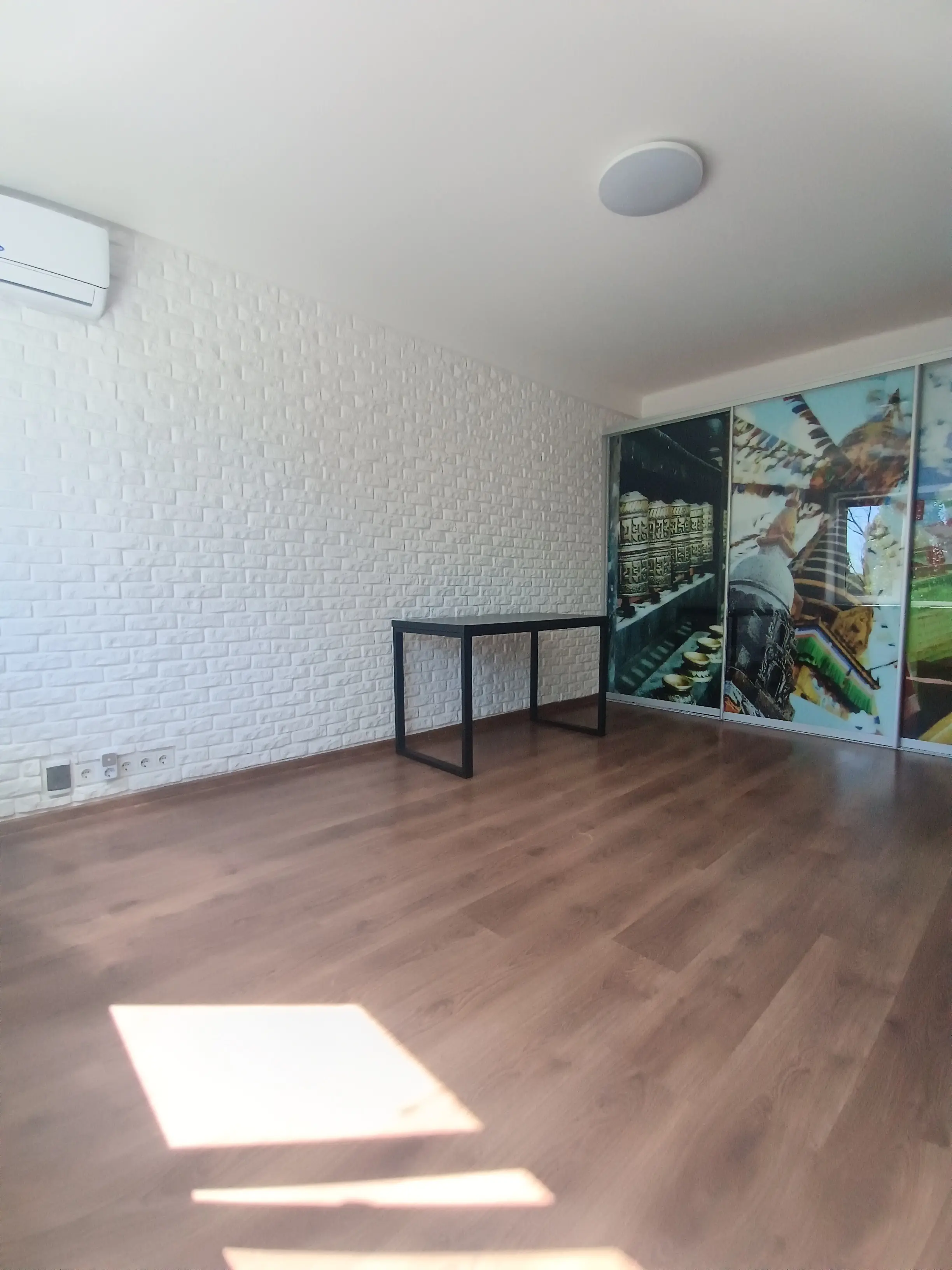 Фото Продаю 3-комнатную квартиру, 61.5 кв. м, Воскресенський просп. (Перова) 40Б Киев, цена: 60000 $, код 2495
