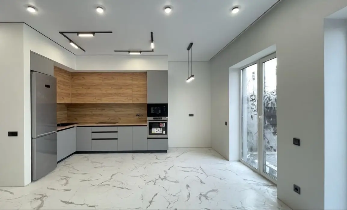 Фото Продаю будинок, 120 кв. м, Центральна вул.  Київ, ціна: 155000 $, код 2499