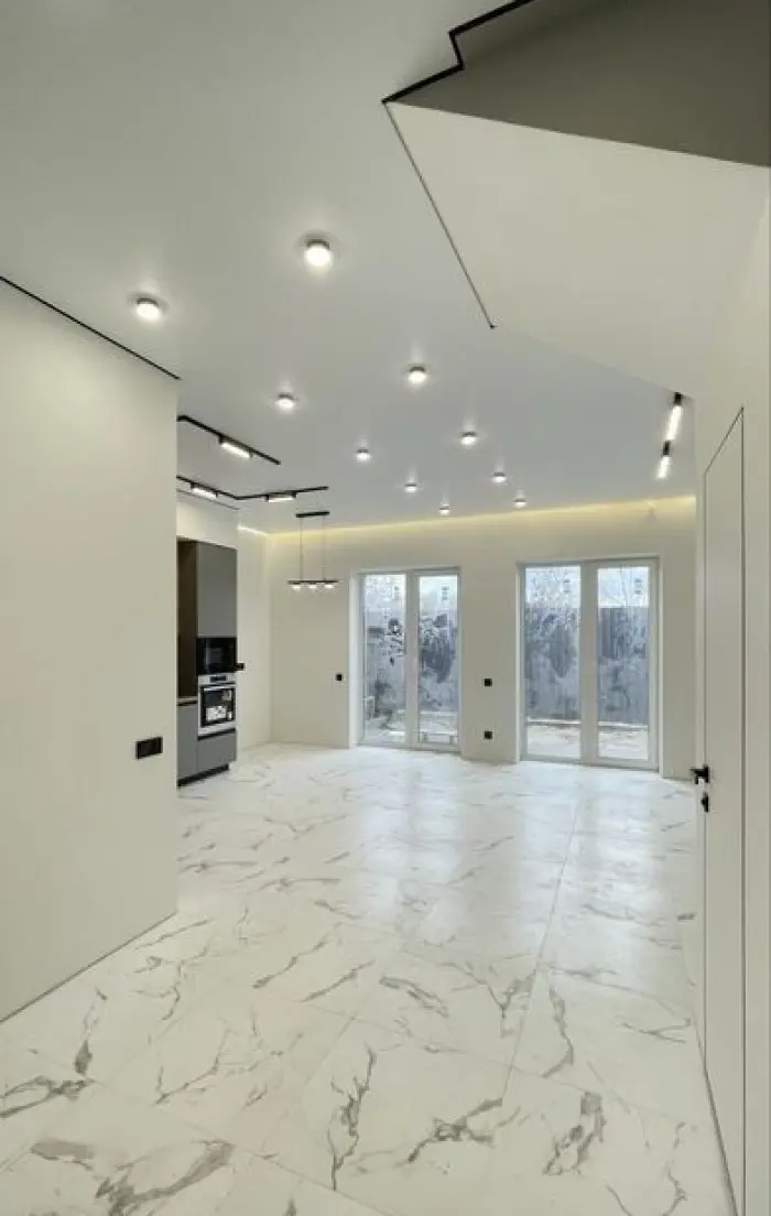 Фото Продаю будинок, 120 кв. м, Центральна вул.  Київ, ціна: 155000 $, код 2499