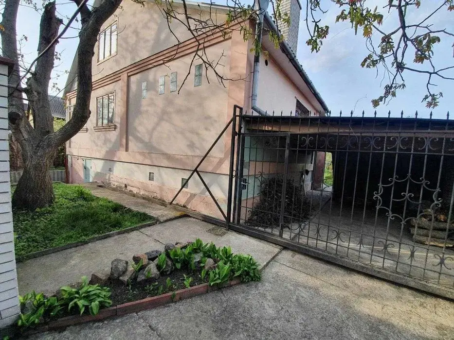 Фото Продаю будинок, 92 кв. м, 57-а Садова вул.  Київ, ціна: 90000 $, код 2501
