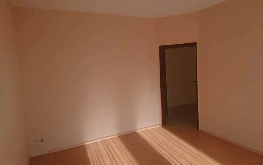 Фото Продаю 2 кімнатну квартиру, 72 кв. м, Драгоманова вул. 6а Київ, ціна: 82000 $, код 2502