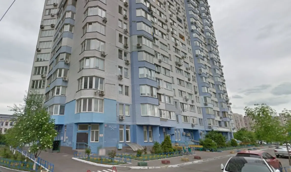 Фото Продаю 2 кімнатну квартиру, 72 кв. м, Драгоманова вул. 6а Київ, ціна: 82000 $, код 2502