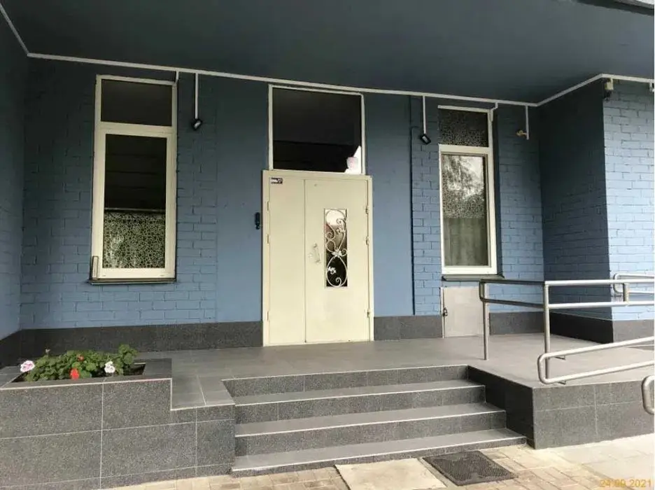 Фото Продаю 2 кімнатну квартиру, 72 кв. м, Драгоманова вул. 6а Київ, ціна: 82000 $, код 2502