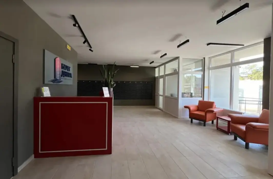 Фото Selling a 1-room apartment, 50.6 sq.m., Dniprovska Embarkment  Kyiv, price: 70000 $, code 2512