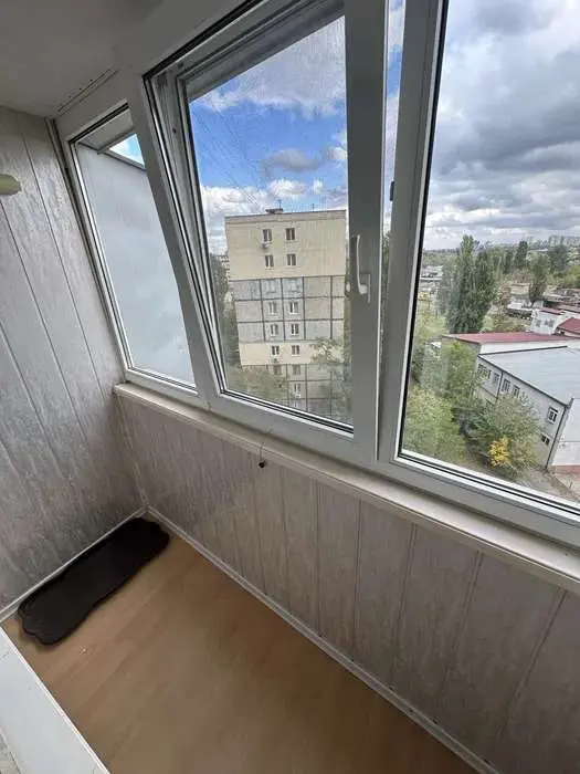 Фото Продаю 3-комнатную квартиру, 70 кв. м, Березняковская ул. 30 Киев, цена: 90000 $, код 2515