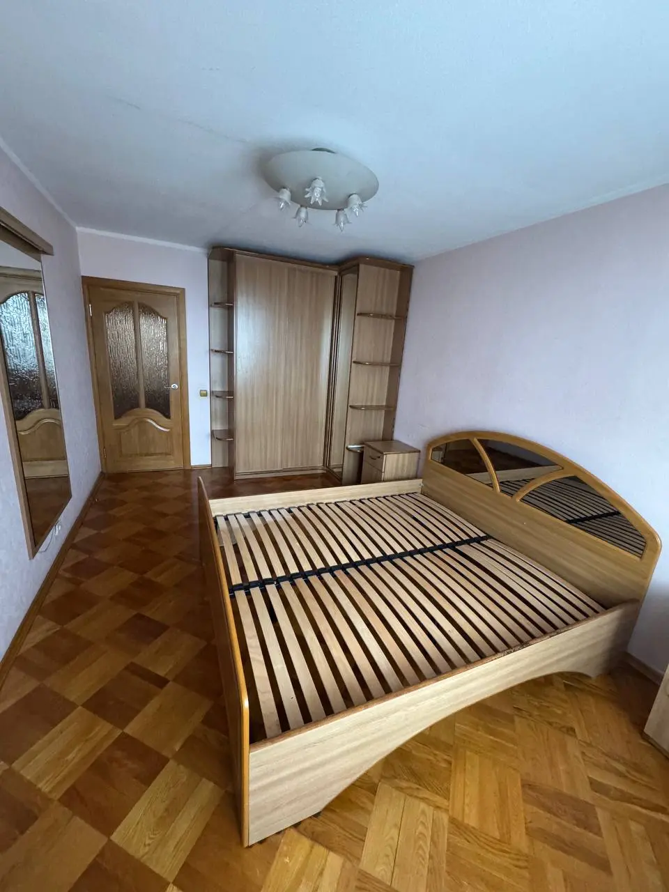 Фото Продаю 3-комнатную квартиру, 70 кв. м, Березняковская ул. 30 Киев, цена: 90000 $, код 2515