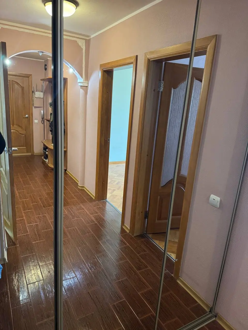 Фото Продаю 3-комнатную квартиру, 70 кв. м, Березняковская ул. 30 Киев, цена: 90000 $, код 2515