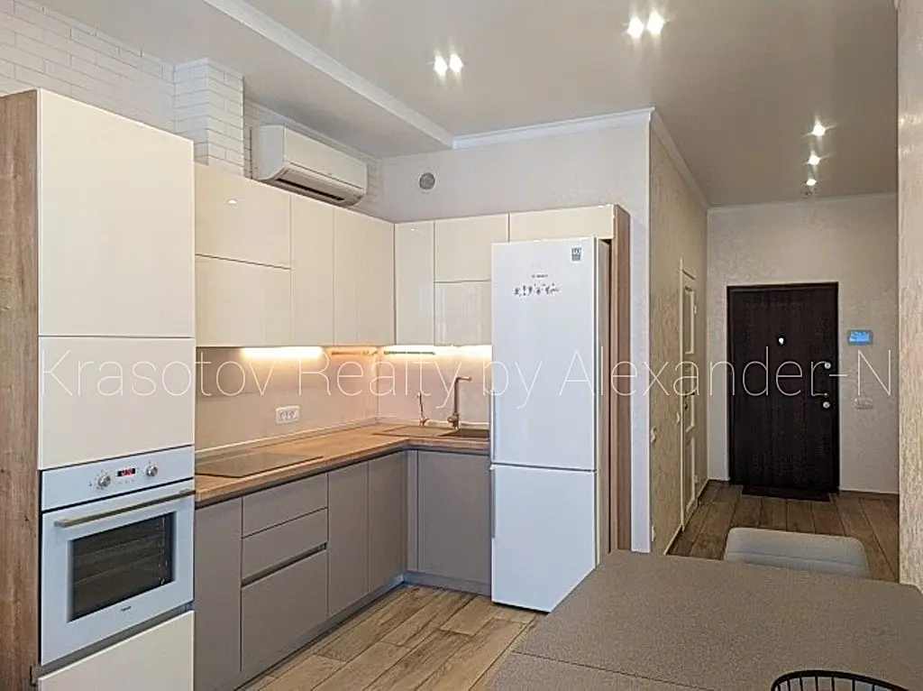 Фото Зняти 1 кімнатну квартиру, Велика Арнаутська вул. 39 Одеса в довгострокову оренду, ціна: 500 $, код 2516