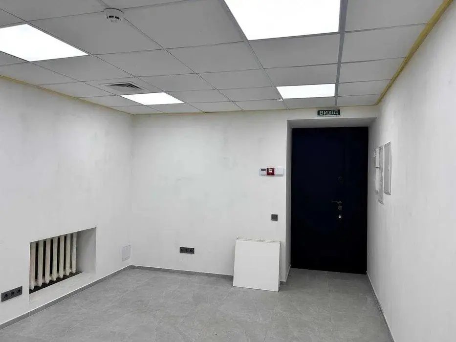 Фото Продаю коммерческую недвижимость, 170 кв. м, Владимирская ул. 4 Киев, цена: 3000 $, код 2518