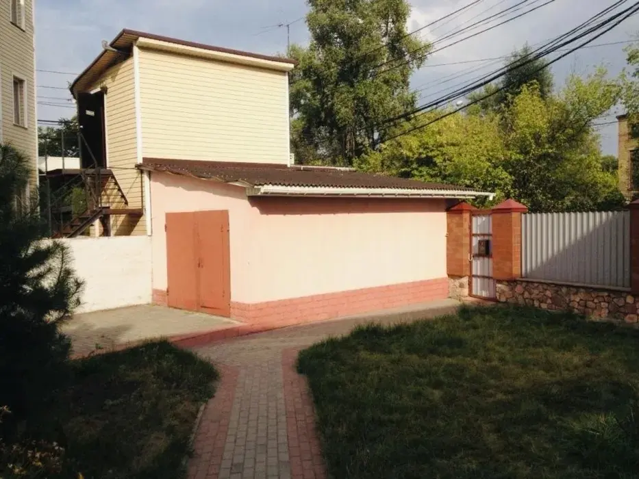 Фото Зняти будинок, Алімпія Галика вул.  Київ в довгострокову оренду, ціна: 1800 $, код 2520