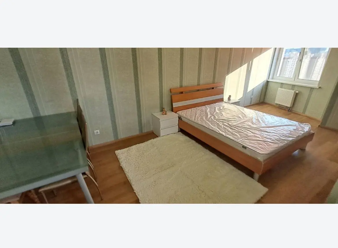 Фото Зняти 1 кімнатну квартиру, Анни Ахматової вул. 22 Київ в довгострокову оренду, ціна: 18000 UAH, код 2523
