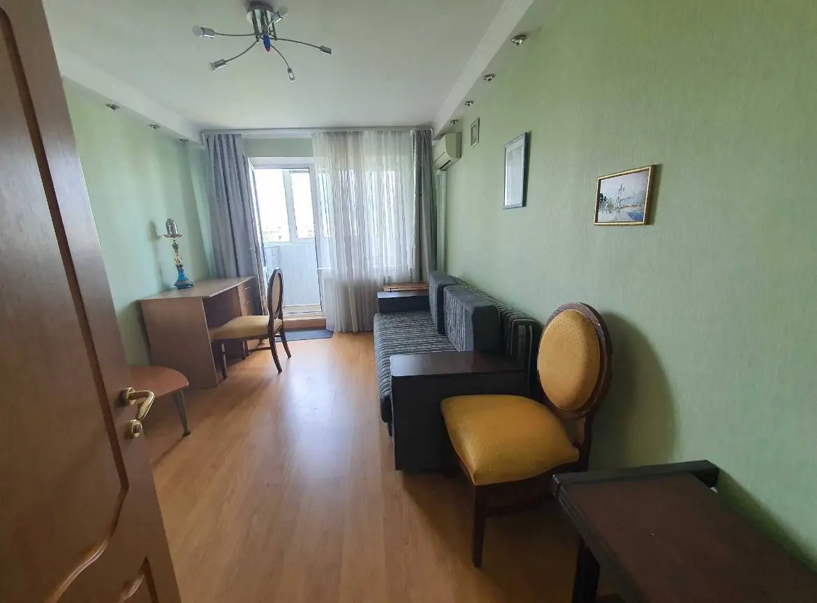 Фото Зняти 3 кімнатну квартиру, Андрія Малишка вул. 9 Київ в довгострокову оренду, ціна: 500 $, код 2526