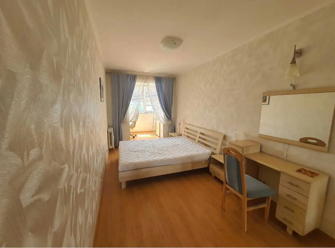 Фото Зняти 3 кімнатну квартиру, Андрія Малишка вул. 9 Київ в довгострокову оренду, ціна: 500 $, код 2526