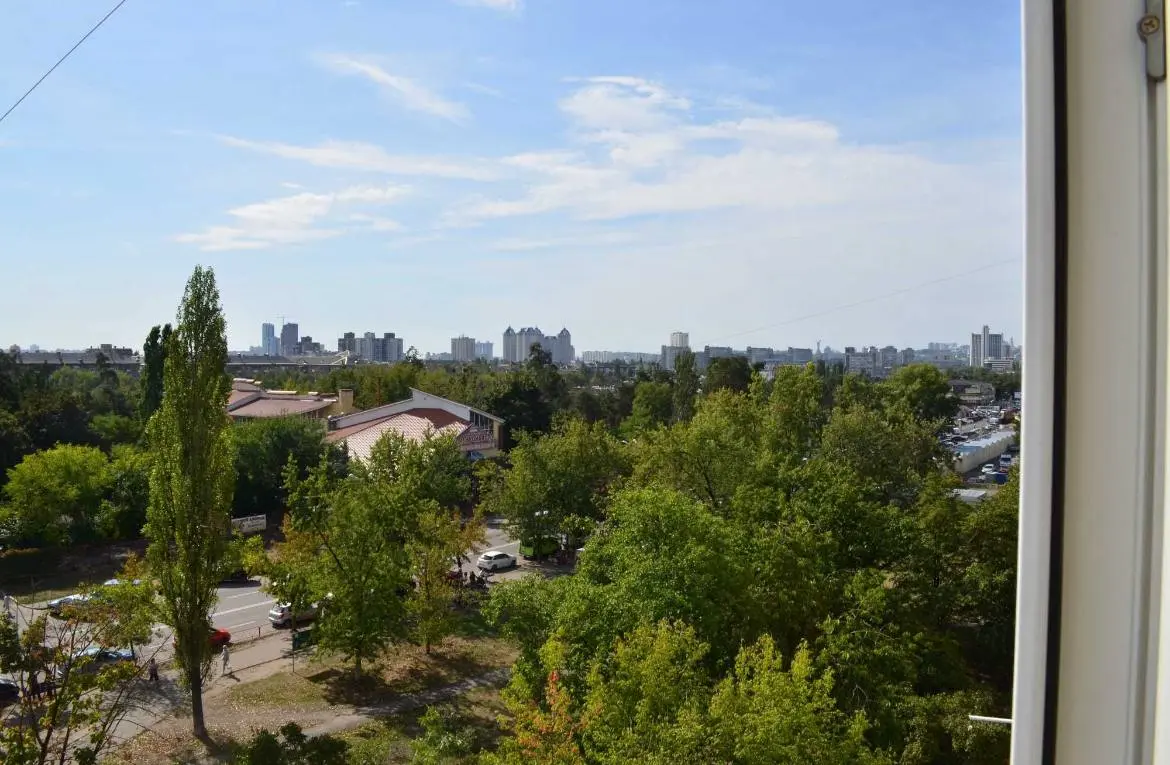 Фото Зняти 3 кімнатну квартиру, Андрія Малишка вул. 9 Київ в довгострокову оренду, ціна: 500 $, код 2526