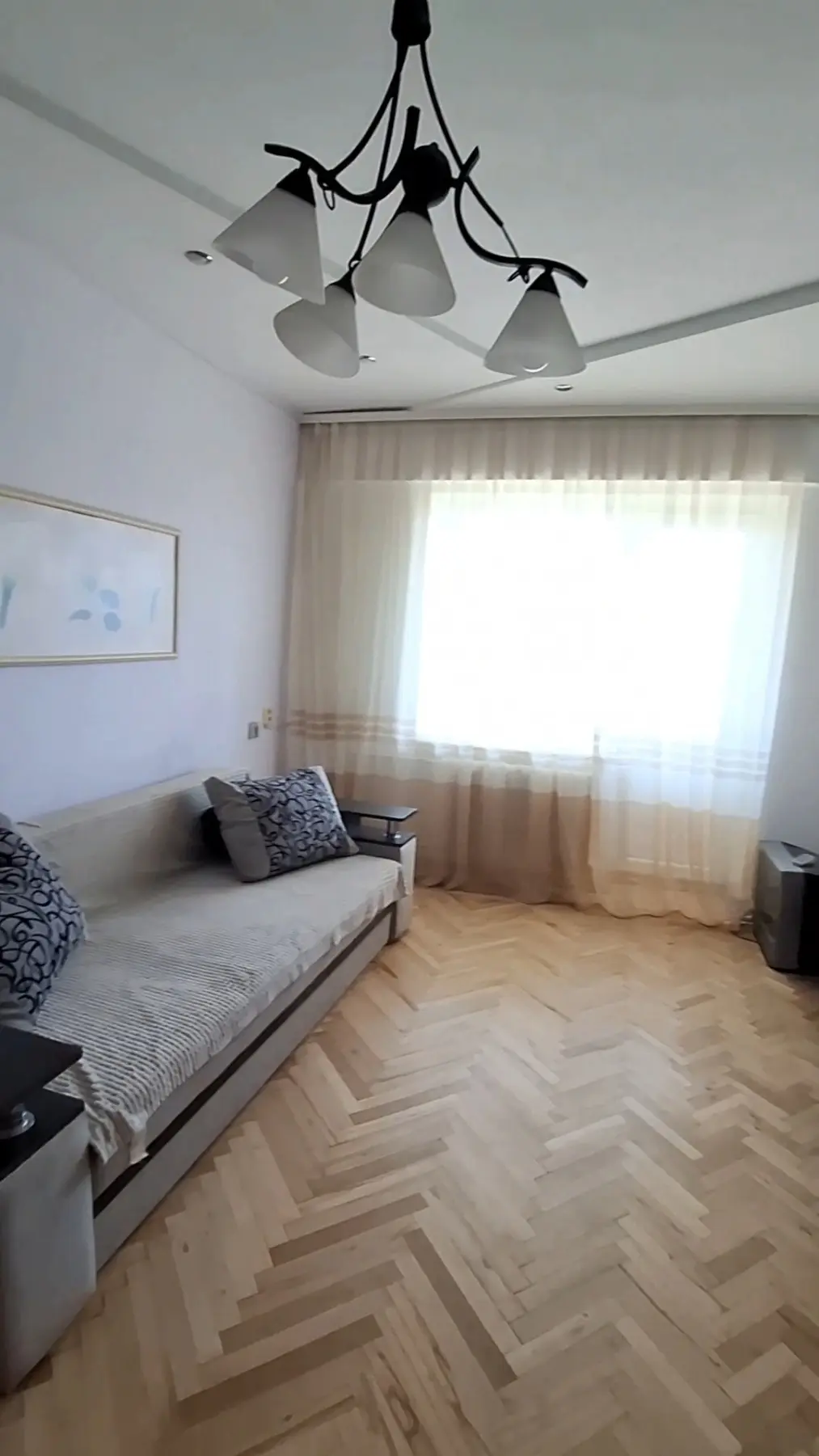 Фото Продаю 2-комнатную квартиру, 44 кв. м, 23 Августа ул. 29 Харьков, цена: 35000 $, код 2534