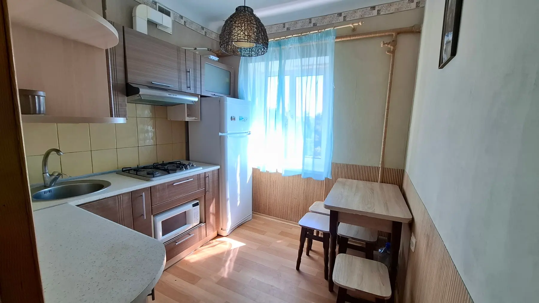 Фото Продаю 2-комнатную квартиру, 44 кв. м, 23 Августа ул. 29 Харьков, цена: 35000 $, код 2534